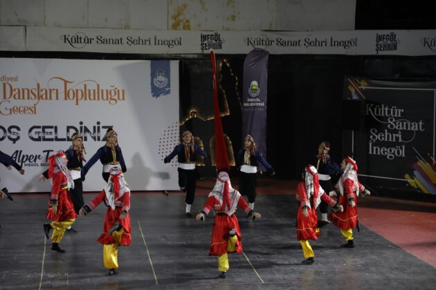 İnegöl’de halk dansları gecesi