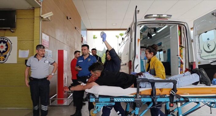 Kız meselesi nedeniyle sırtından bıçaklandı