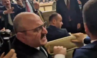 Mecliste gerginlik: Vekiller birbirine girdi!