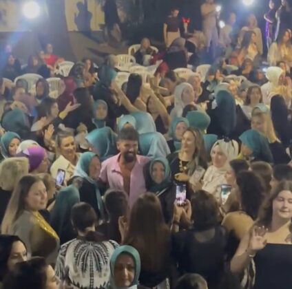 Mehmet Çevik’ten şalvar gecesi sürprizi