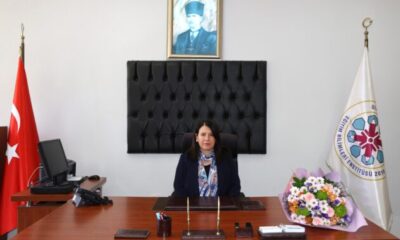 Eğitim bilimleri enstitüsünde bayrak değişimi