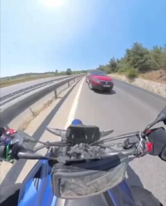 Faciadan kıl payı kurtuldu!