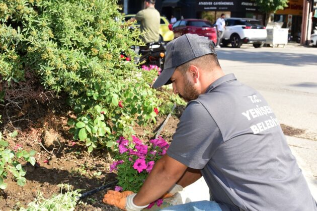 Yenişehir’in kalbi çiçek açtı