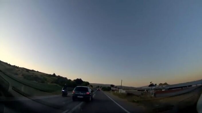 Hatalı sollama kazaya neden oluyordu!