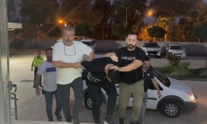Husumetlisini vuracaktı, 3 kişiyi daha vurdu!