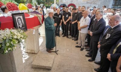 CHP Bursa Eski Milletvekili Lale Karabıyık son yolculuğuna uğurlandı