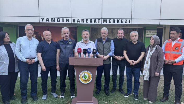 Bakan Yumaklı’dan Bursa’daki yangın hakkında açıklama