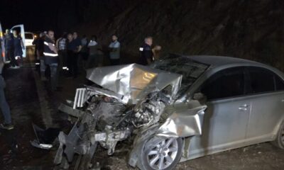 Yardım için yola çıkmışlardı, kaza yaptılar