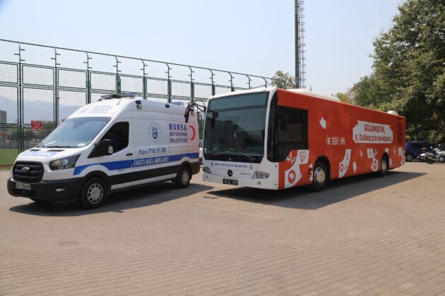 Büyükşehir ‘Sağlık Otobüsü’nü Harmancık’a gönderdi