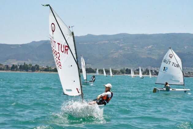 İznik Gölü şenlik alanına döndü