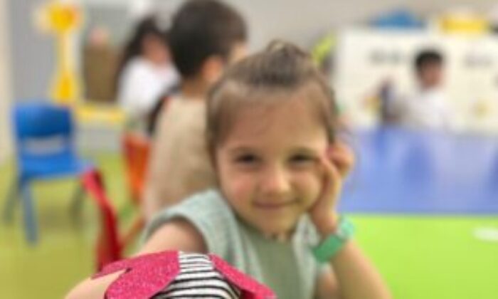 ‘Minik Eller’ hem eğleniyor hem öğreniyor