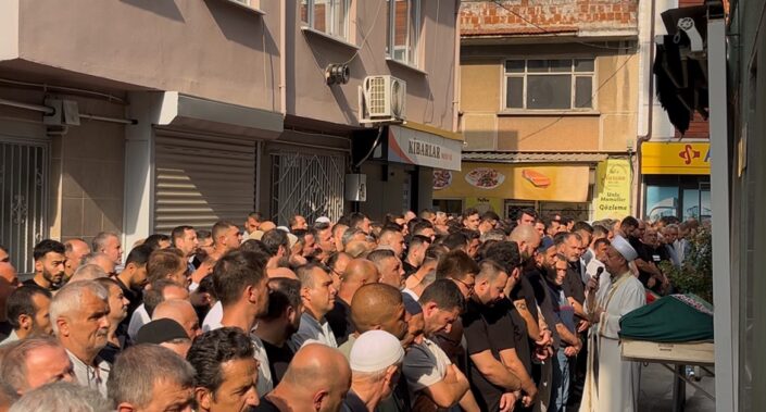 Kazada hayatını kaybeden iki kardeşe veda