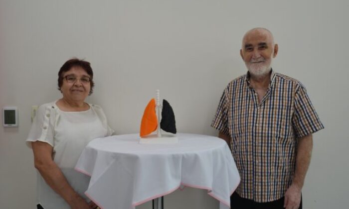 Sigara tiryakisi çift 42 yılın ardından sigarayı bıraktı