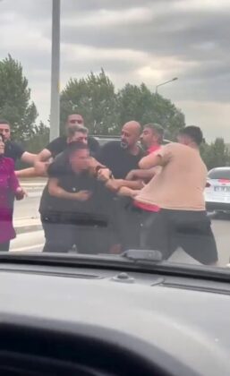 Bursa’da yol verme kavgası