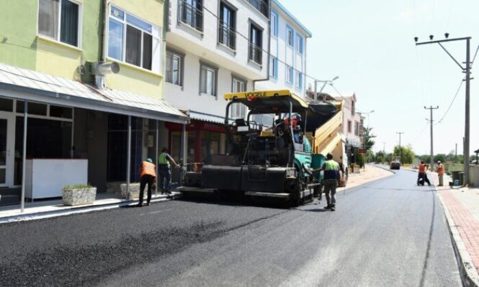 Osmangazi’de yol çalışmaları hız kesmeden sürüyor