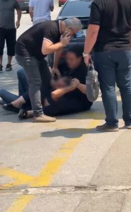 Eski eşe sokak ortasında darp!