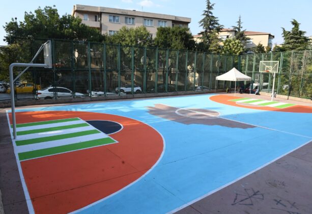 Osmangazi’de basketbol sahaları güzelleşiyor