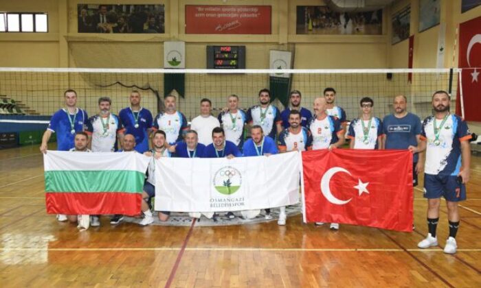 Osmangazi ve Varna’dan dostluk maçı