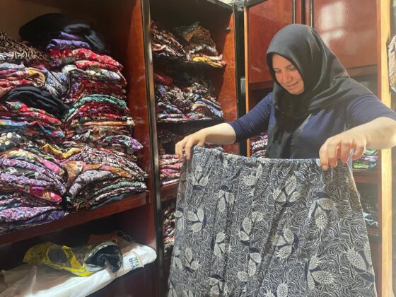 Gelin geldiği köyün şalvarcısı oldu