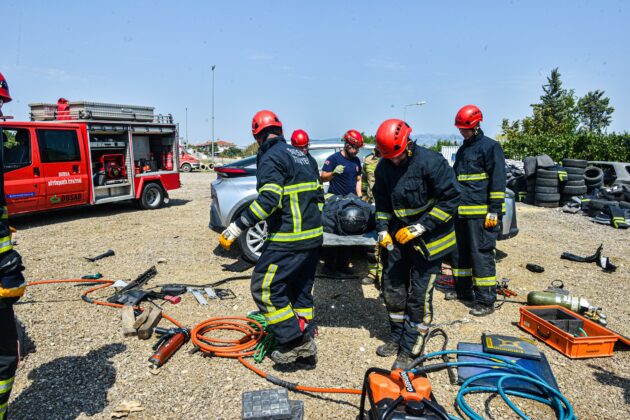 Bursa itfaiyesinden gerçeği aratmayan tatbikat