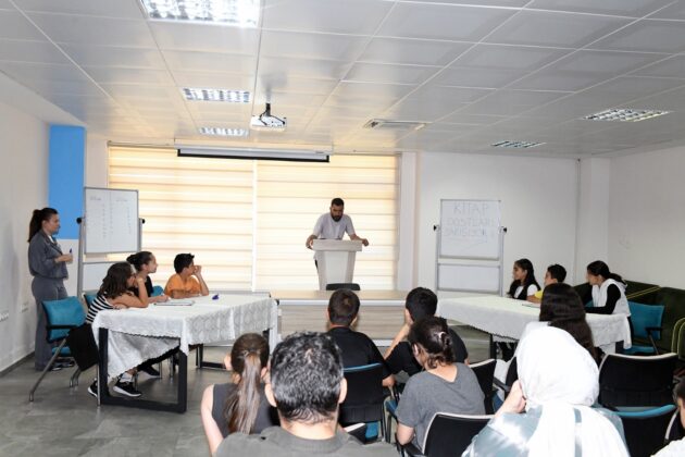 Kitap dostları bilgi yarışmasında buluştu