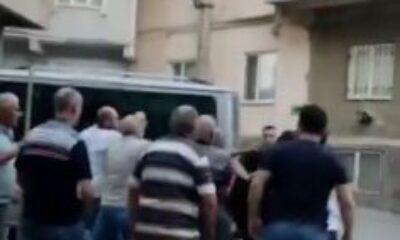 Aralarına aldılar, tekme tokat darp ettiler!