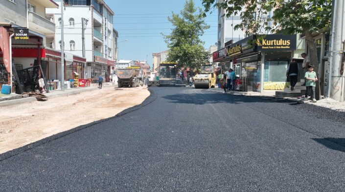 Gürsu’da yollar yenileniyor