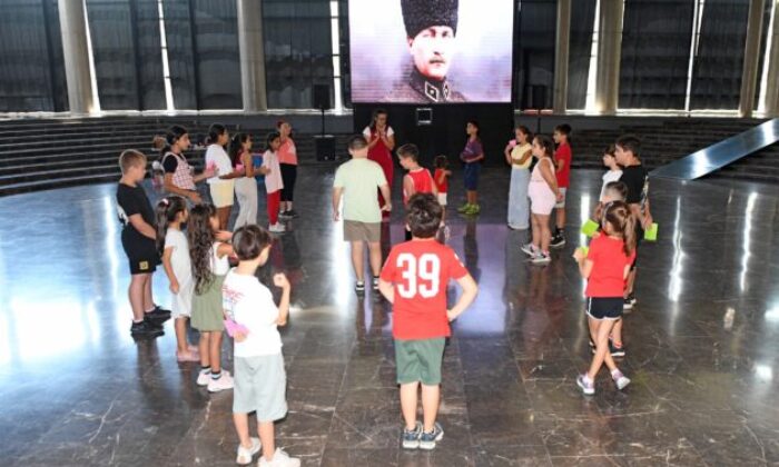 Osmangazi Belediyesi, çocukları tarih ve edebiyatla buluşturdu
