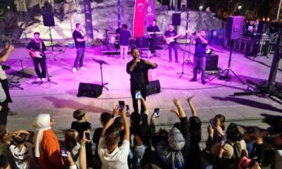 Aydın Şahin, İnegöl’ün yaz gecesine renk kattı