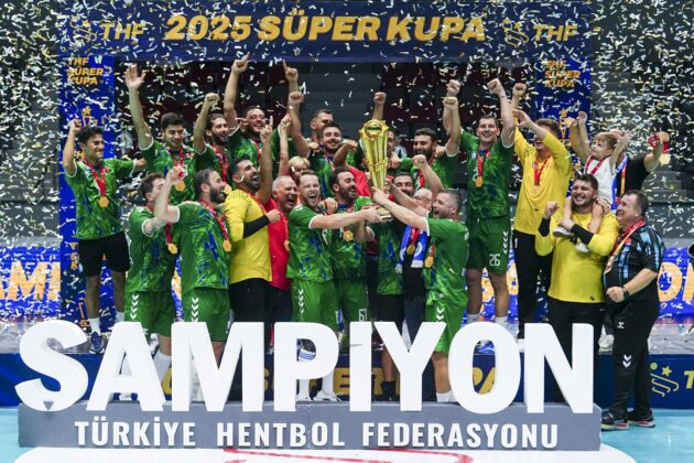 Hentbol Erkekler Süper Kupa’da şampiyon: Nilüfer Belediyespor
