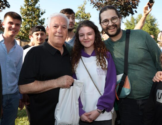 Büyükşehir’den 10 bin öğrenciye eğitim desteği