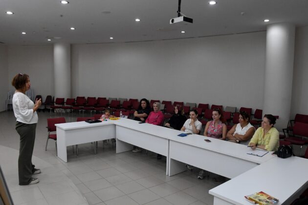 Osmangazi’de velilere özel kitap atölyesi