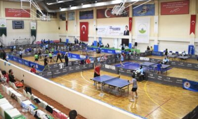 Osmangazi Belediyesi, masa tenisi müsabakalarına ev sahipliği yaptı