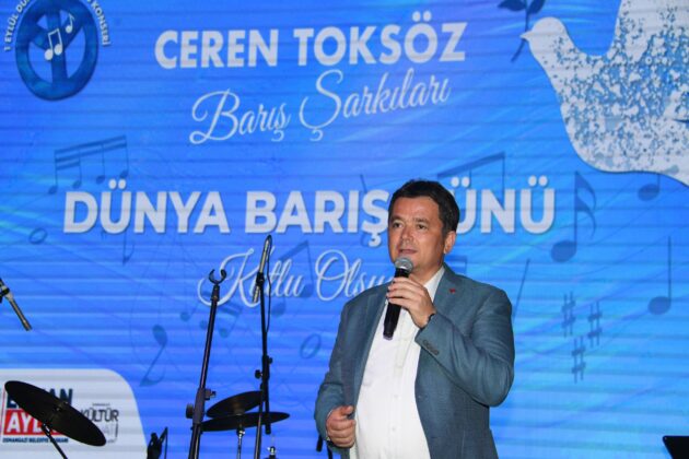 Şarkılar barış için söylendi