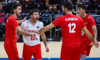 Efeler, tarihinde ilk kez çeyrek finalde!