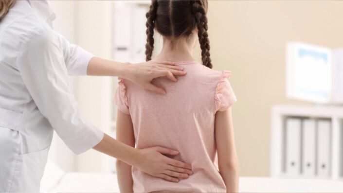 Yeni eğitim yılında omurga sağlığı uyarısı