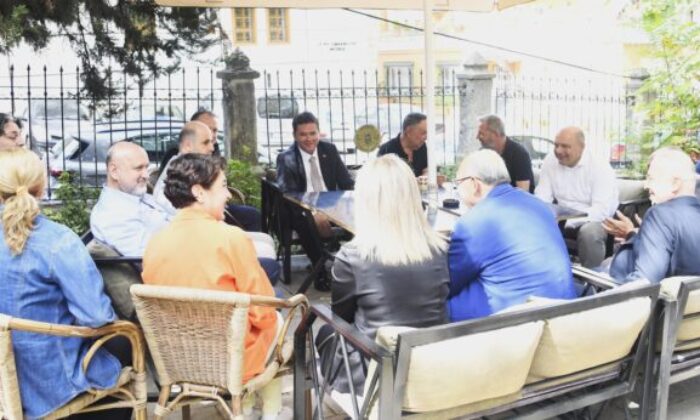 Başkan Aydın vatandaşların öneri ve taleplerini dinledi