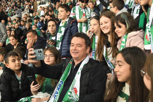 Minik kalpler Bursaspor için attı