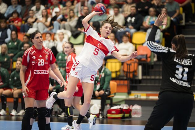 Kadın A Milli Hentbol Takımı, Macaristan’a mağlup oldu