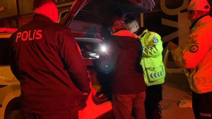 Hem alkollü hem ehliyetsiz!