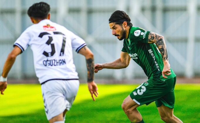 Bursaspor deplasmanda kazandı