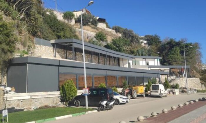 Gemlik’te tartışmalı inşaat