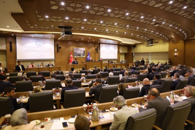 Büyükşehir Belediye Meclisi’nde gündem: Su