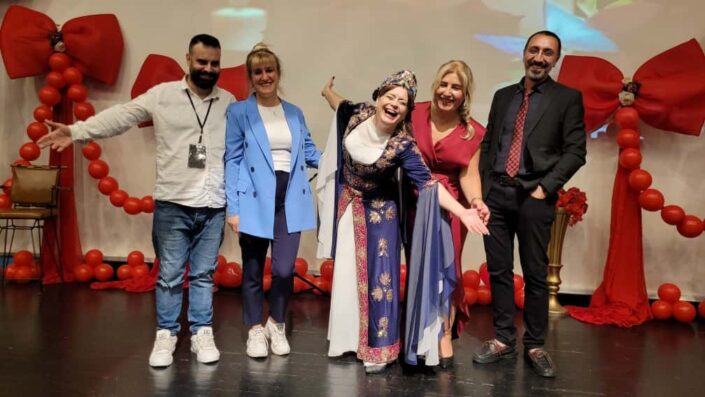 Nazan Aslan’dan hem kulağa hem ruha şiir gecesi