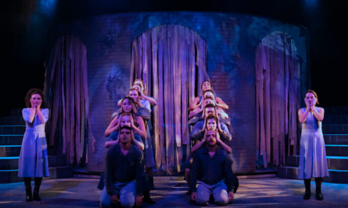 Bursa Devlet Tiyatrosu yeni sezona “ilklerle” başladı