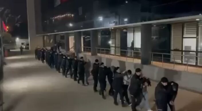 16 ilde eş zamanlı şafak operasyonu!