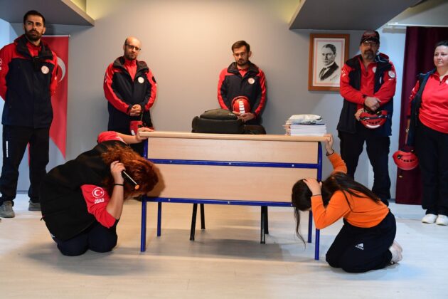 Osmangazi’de öğrencilere afet farkındalık eğitimi