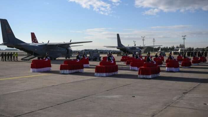 Türkiye şehitlerine veda etti