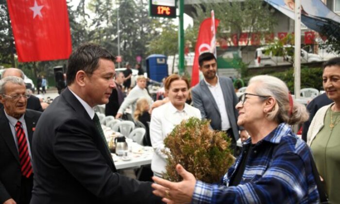 Başkan Aydın vatandaşların sorunlarını yerinde dinledi