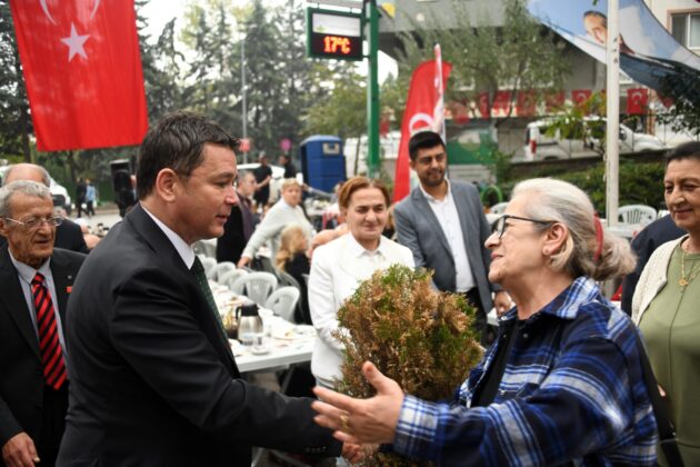 Başkan Aydın vatandaşların sorunlarını yerinde dinledi
